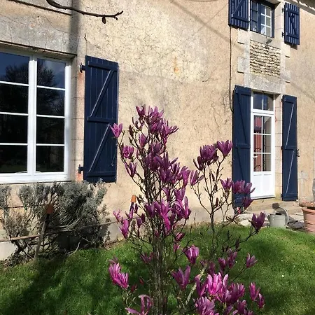 Domaine D Azac Usson-du-Poitou