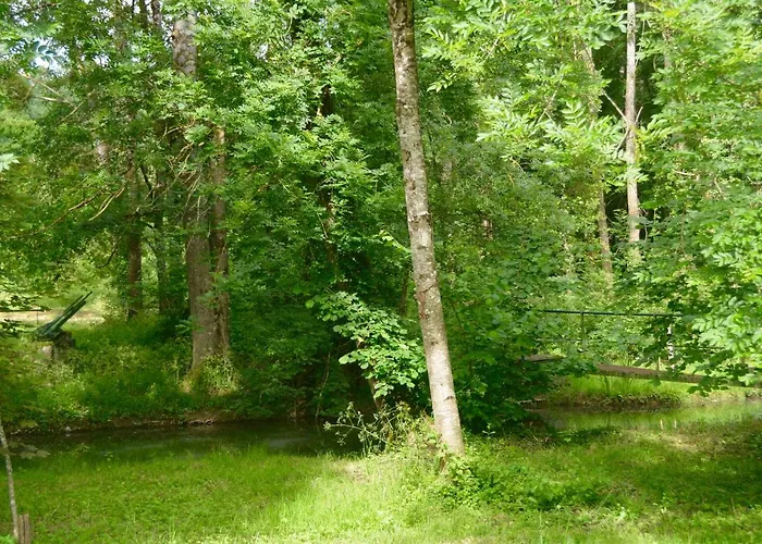 Domaine D Azac Usson-du-Poitou